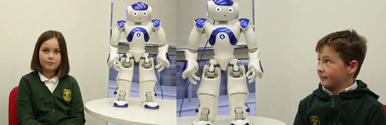 Robot-učitelj koji poučava čitanje, pisanje i kodiranje