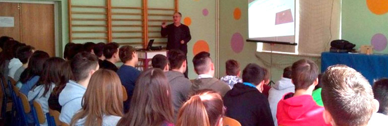 U gostima članovi Hrvatskoga fizikalnog društva