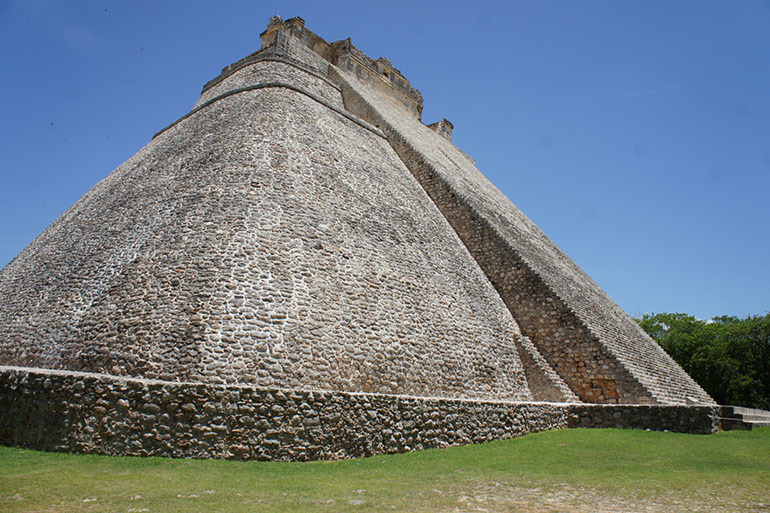 Piramida Čarobnjaka u Uxmalu, Meksiko