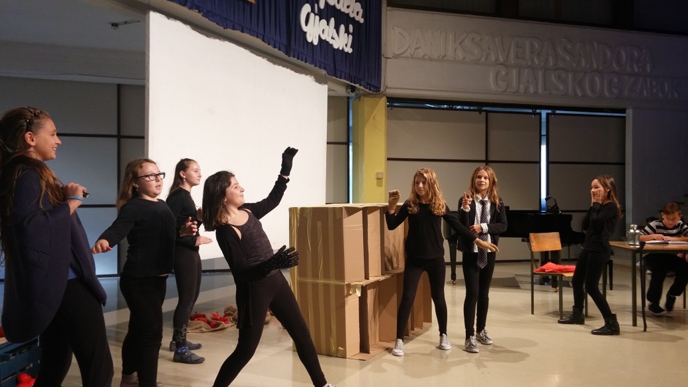 Svečana dodjela 30. MALE NAGRADE GJALSKI za učenike osnovnih škola održana je Osnovnoj školi Ksavera Šandora Gjalskog. 
