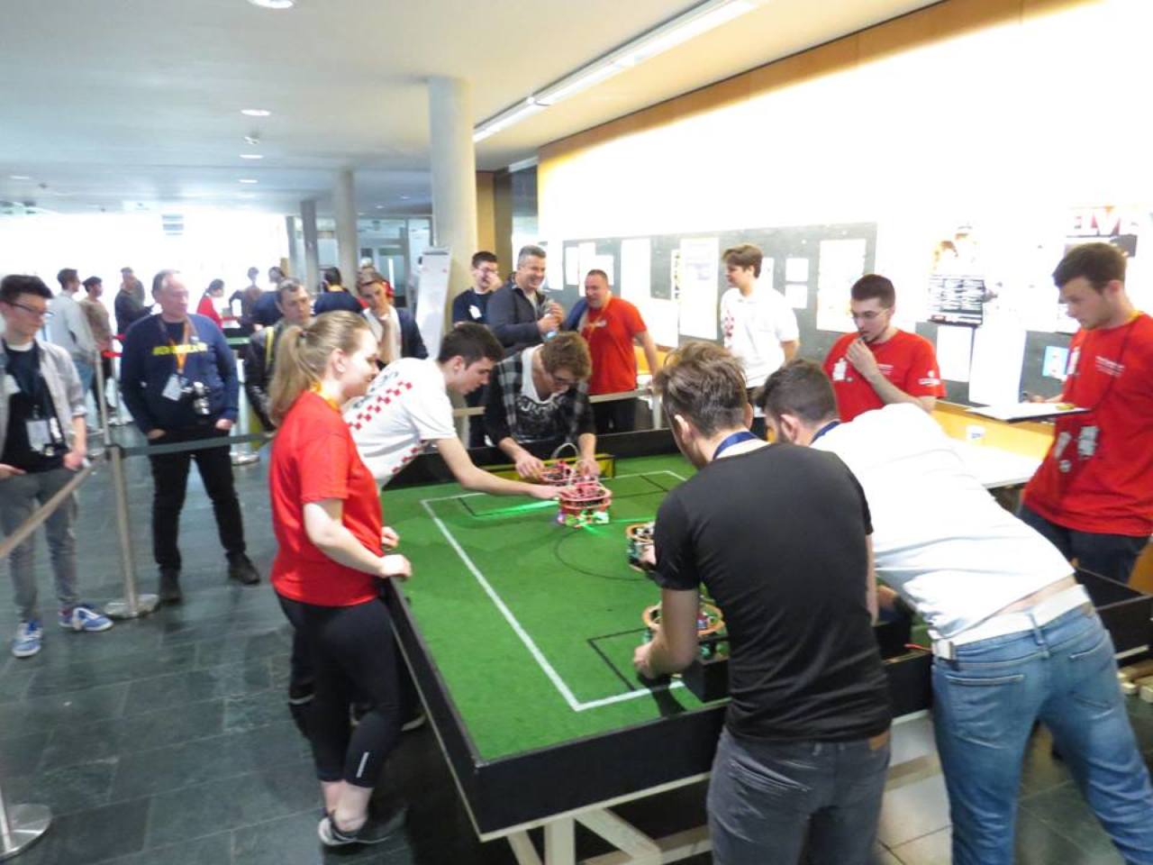 Ekipa Školska knjiga u kategoriji Soccer Light Secondary osvojili su brončanu medalju ....