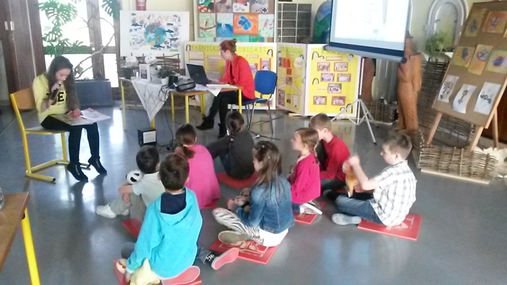 U Osnovnoj školi Stubičke Toplice ove je godine po prvi put za učenike i širu zajednicu osmišljen i ponuđen bogat program povodom Noći knjige.