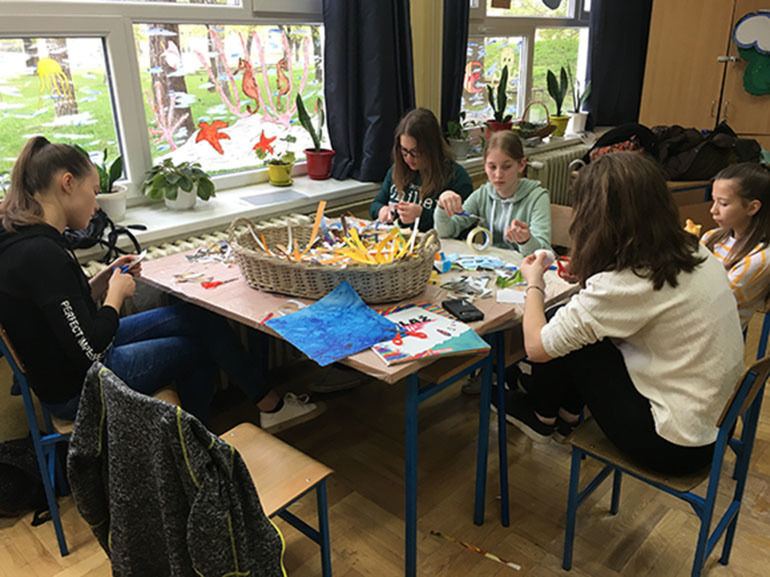 Zajednički rad u likovnoj radionici