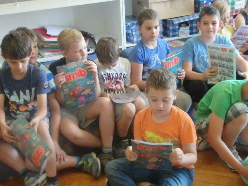 Zahvaljujući svim glasačima, našim prijateljima, našoj rodbini i sugrađanima osvojili smo  1. mjesto u nagradnoj igri za najljepšu učionicu. !!