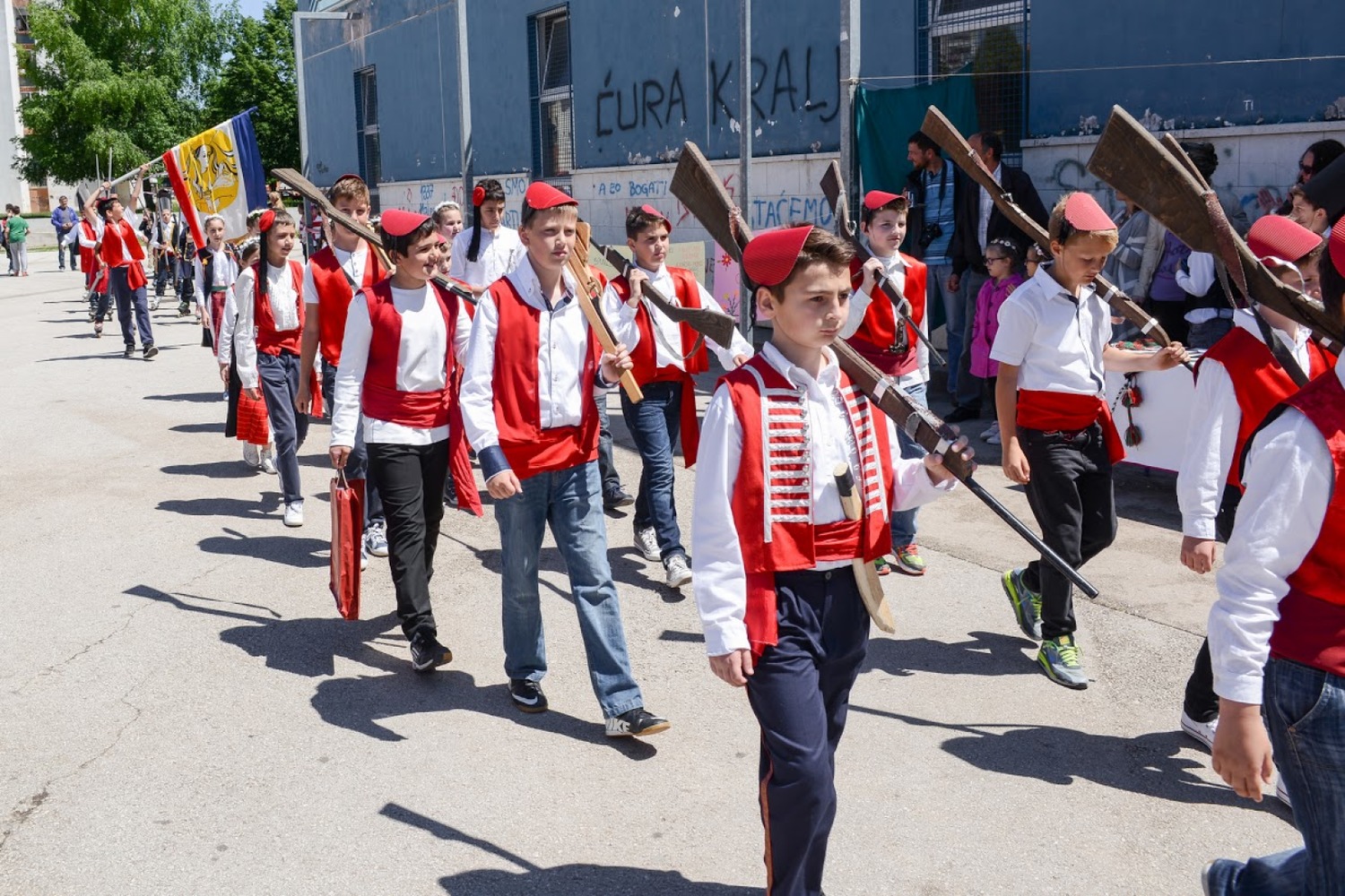 Alka simbolizira jednu od najslavnijih pobjeda hrvatskih vitezova koje je krasilo rodoljublje, poštenje, čestitost i plemenitost. 