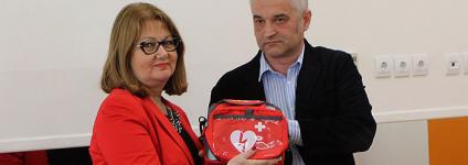 Školski portal: PRVI U HRVATSKOJ: dobili AVD uređaj od udruge „Veliko srce malom srcu”