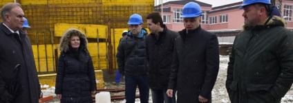 Školski portal: Gradonačelnik u obilasku radova na školi