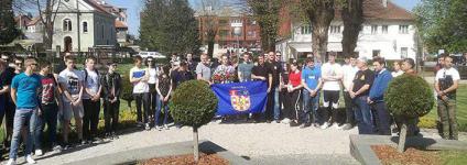 Školski portal: Obišli ratni put svojih otaca i sugrađana 