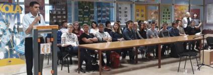 Školski portal: Slavili u čast svojim najboljim učenicima